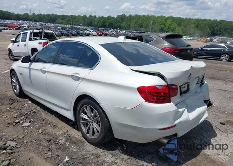 2016 BMW 528I из США, поврежденный, VIN WBA5A5C50GD528421